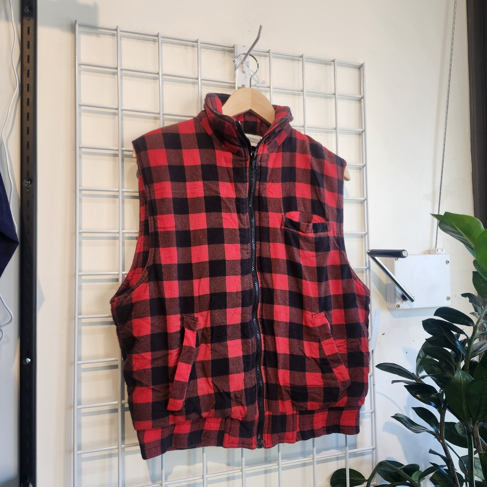 80s Vintage Flannel Buffalo Check Plaid Red and Black Vest